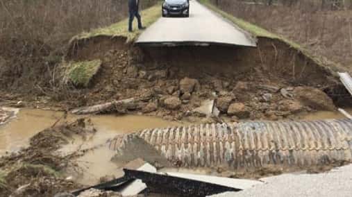 wolfe-co-road-collapse-02-25