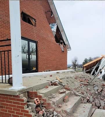 semi-vs-church-01-22