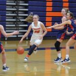 Annie-v-Edmonson: Sophomore guard Annie Kiper drives through the lane in a January 8th loss to Edmonson County. 