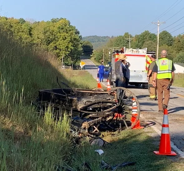 amish-buggy-accident-4