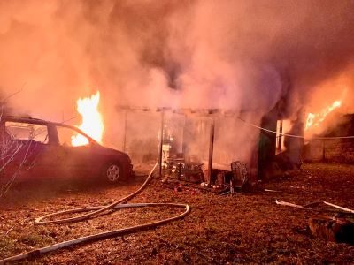 Elderly Caneyille woman loses her home and dog in house fire | K105