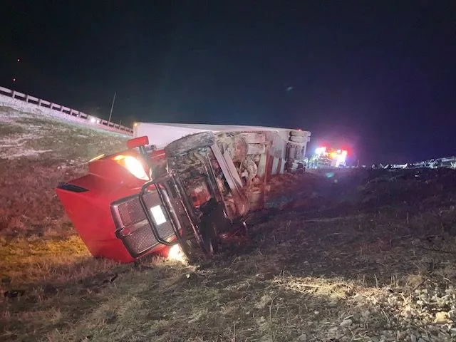 semi-crash-on-parkway-2