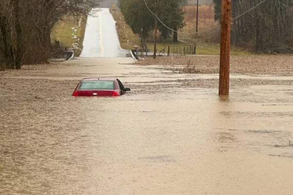 floodwaters-cnn