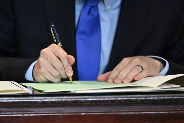 beshear-signing-bills-ap