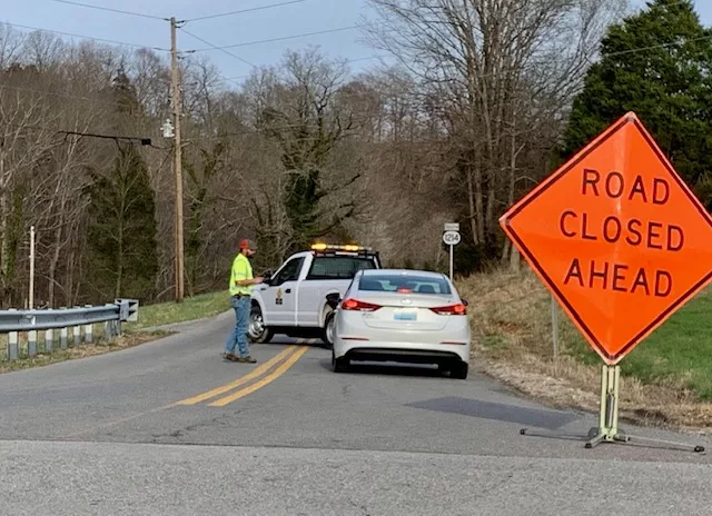 grayson-springs-rd-closed