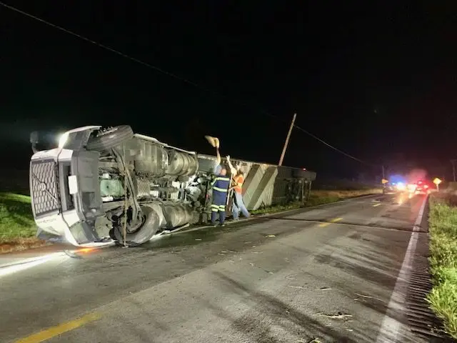 semi-crash-hwy-187