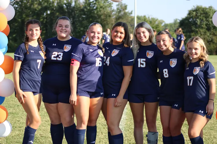 lady-cougar-soccer-senior-night