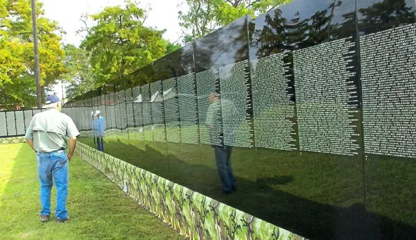 vietnam-memorial-wall