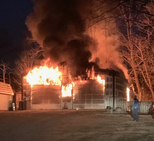 caneyville-garage-fire