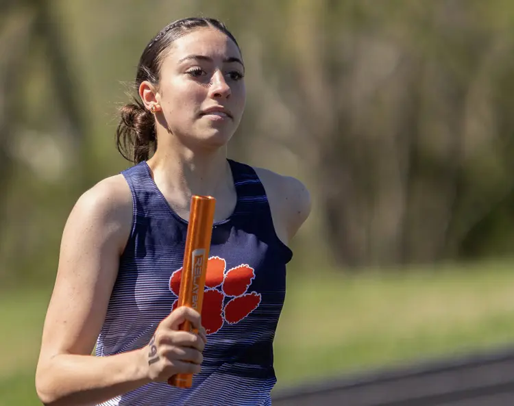 gchs-track-courtney-vincent