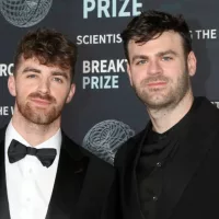 The Chainsmokers ( Andrew Taggart^ Alex Pall) at the 9th Breakthrough Prize Ceremony Arrivals at the Academy Museum of Motion Pictures on April 15^ 2023 in Los Angeles^ CA