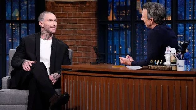 m_adamlevineonsethmeyers_042925660939