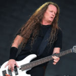 shutterstock_2204423801