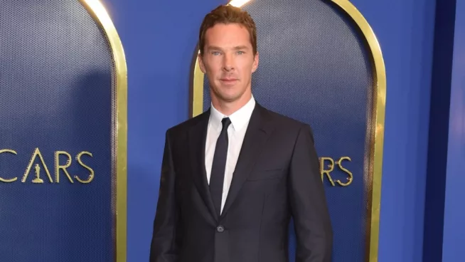 Benedict Cumberbatch arrives for the Oscar Nominee Luncheon on February 07^ 2022 in Century City^ CA