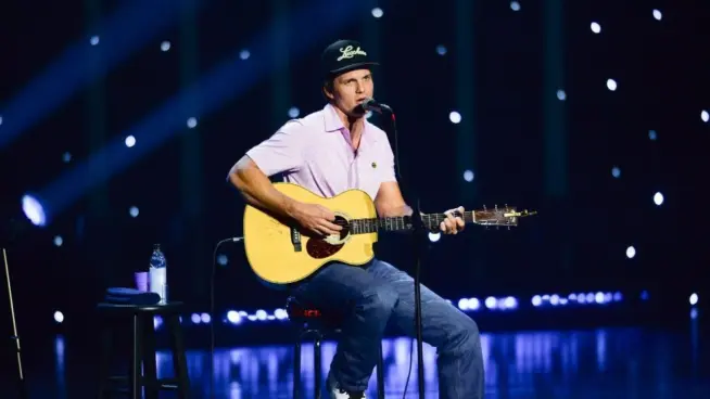 Parker McCollum performs in Hollywood^ Florida on November 14^ 2024. The performance was part of Audacy’s Stars and Strings benefit concert