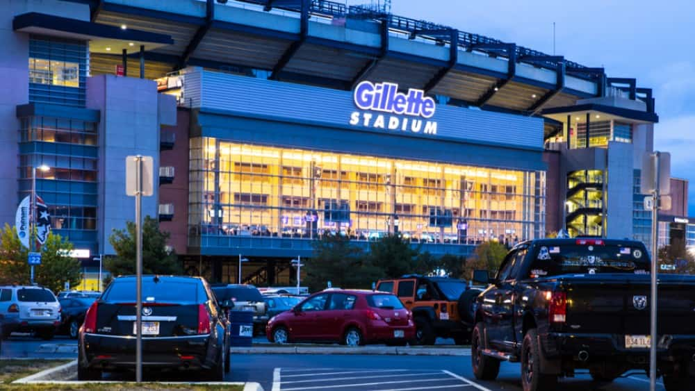 Report: James Harrison at Gillette Stadium visiting the Patriots