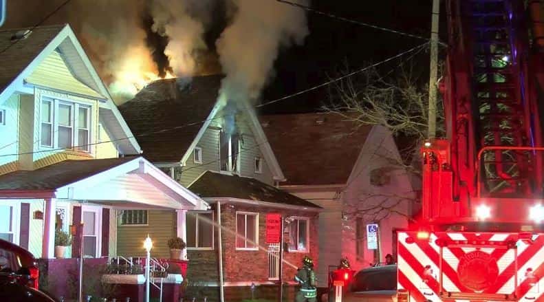 central-toledo-home-catches-on-fire-twice-sunday-morning-via-wtol