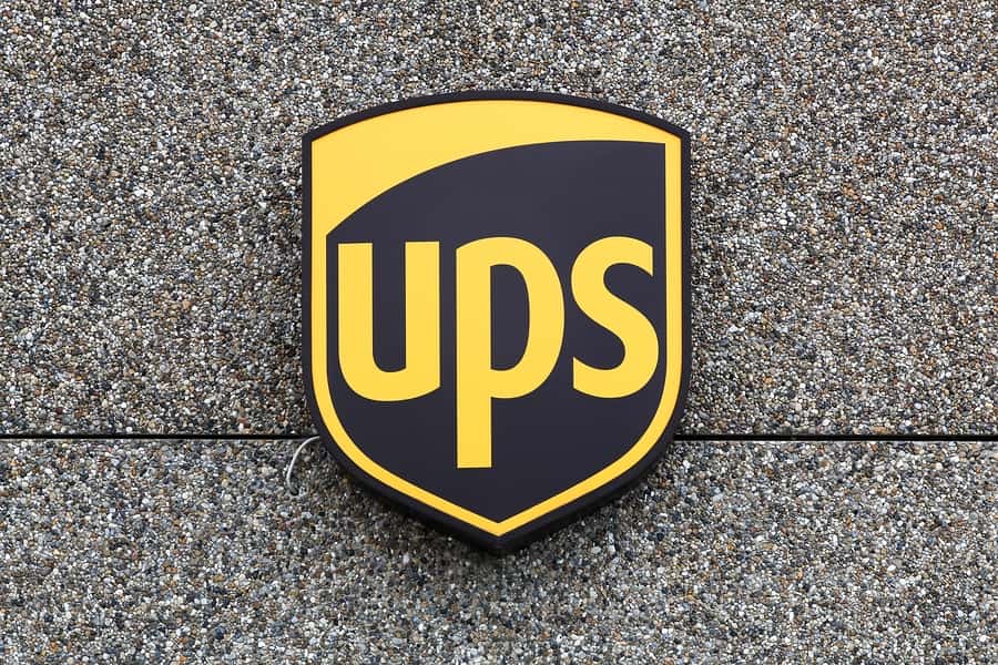 holme-denmark-june-5-2019-ups-logo-on-a-facade-united-parc