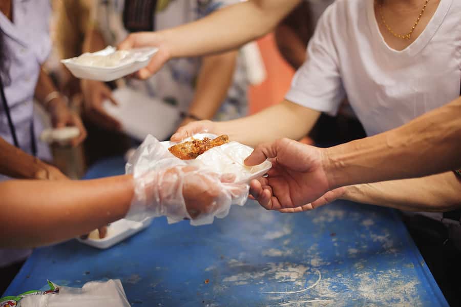 feeding-the-hungry-to-get-a-taste-for-the-poor-make-humanitarian