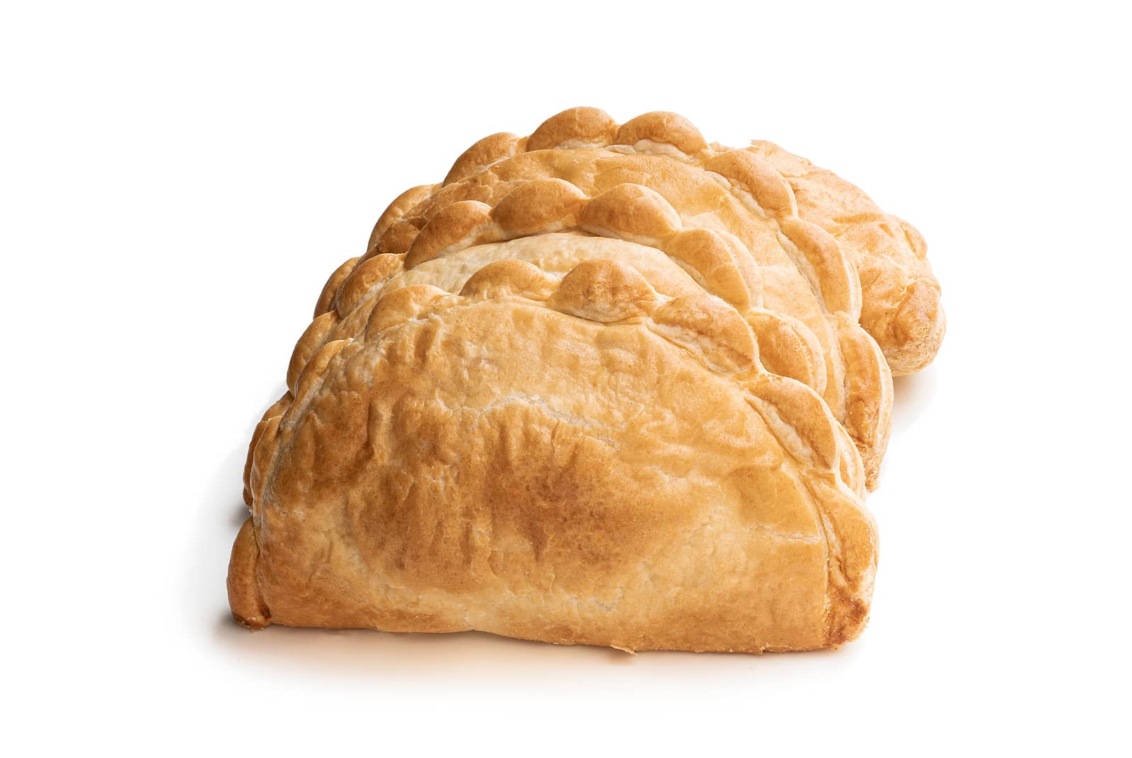 homemade-flaky-pasty-with-mince-meat-filling-isolated-on-white