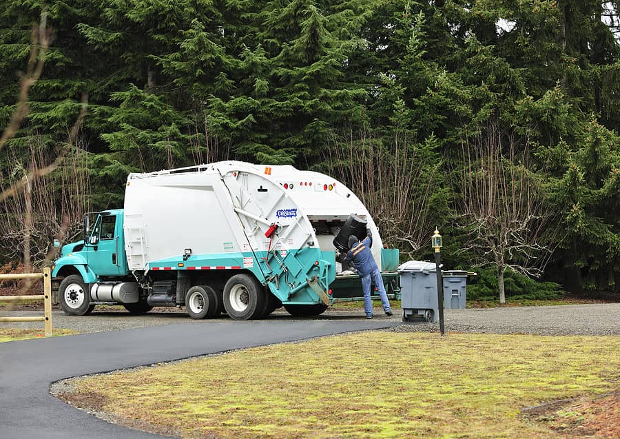 garbage-truck-and-sanitation-worker
