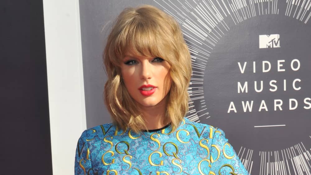 Taylor Swift cast in David O. Russell's upcoming period film | WLEN-FM ...