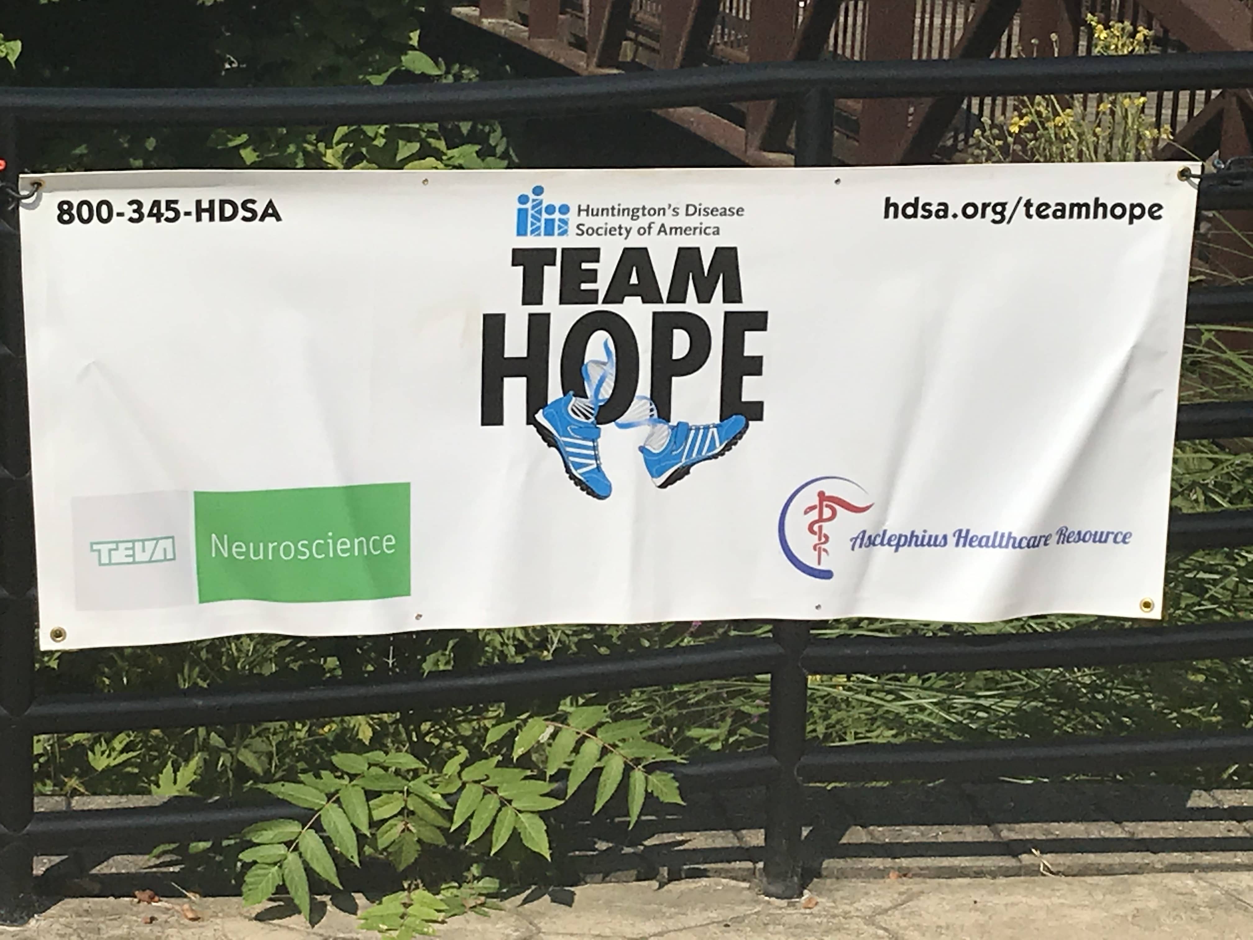 8th Annual Huntington's Disease Team Hope Walk WLENFM Radio 103.9