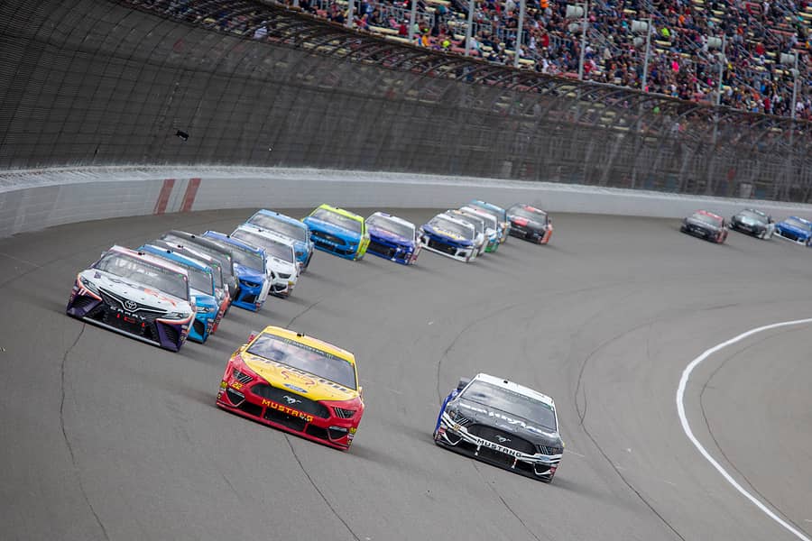 june-10-2019-brooklyn-michigan-usa-joey-logano-22-races
