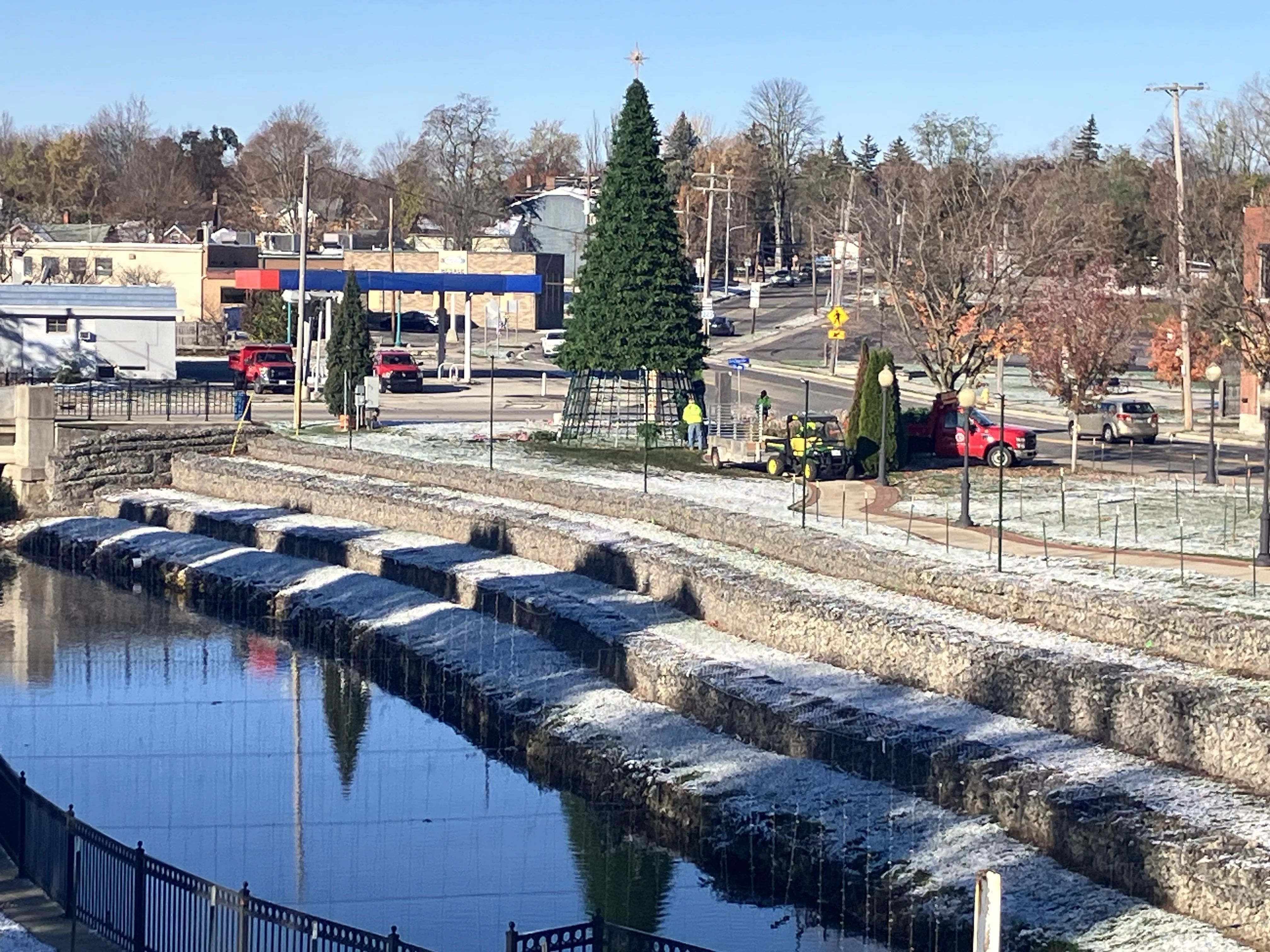 10th Annual Comstock Christmas Riverwalk Taking Shape in Adrian WLEN