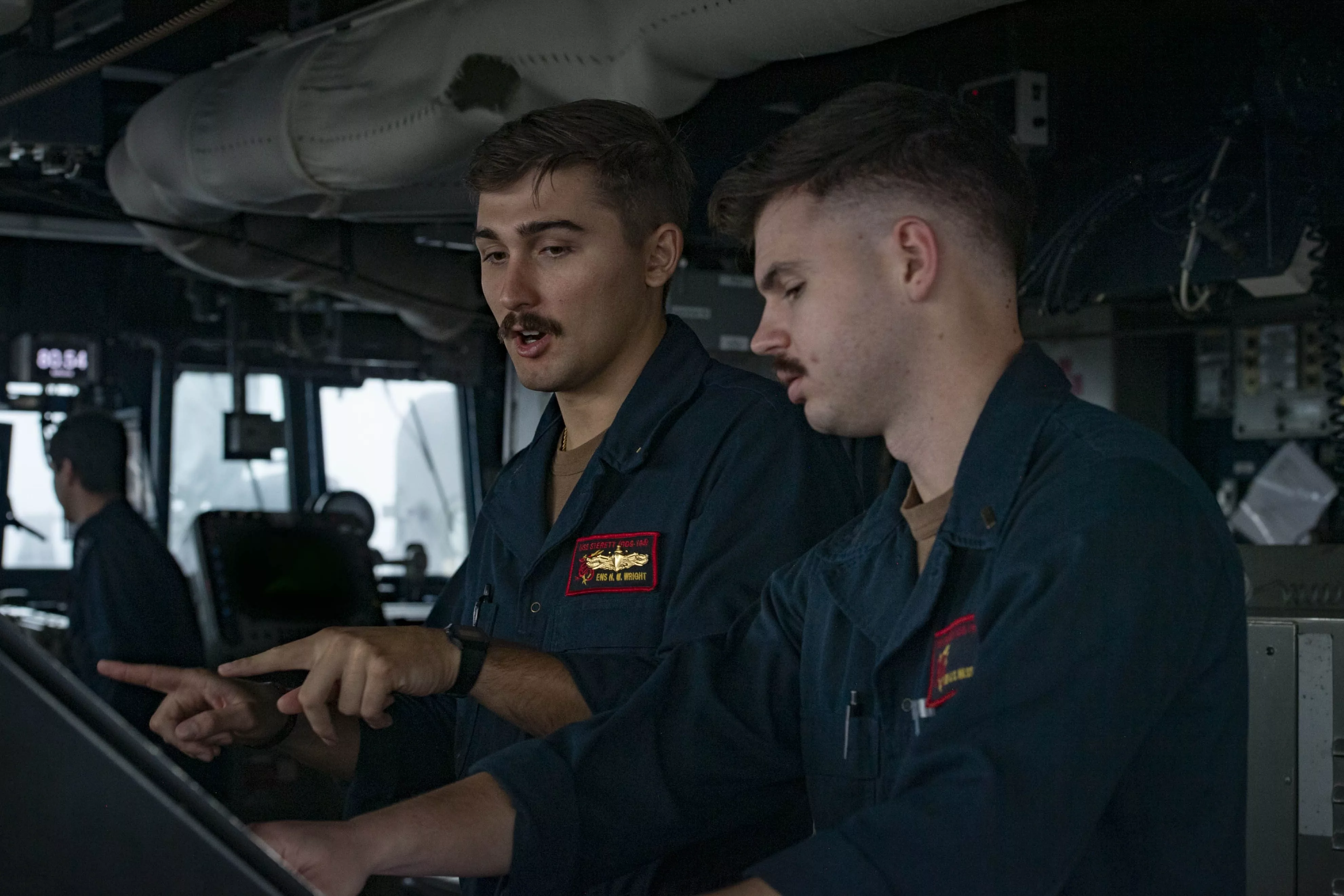 uss-sterett-conducts-routine-operations-as-part-of-the-carl-vinson-carrier-strike-group