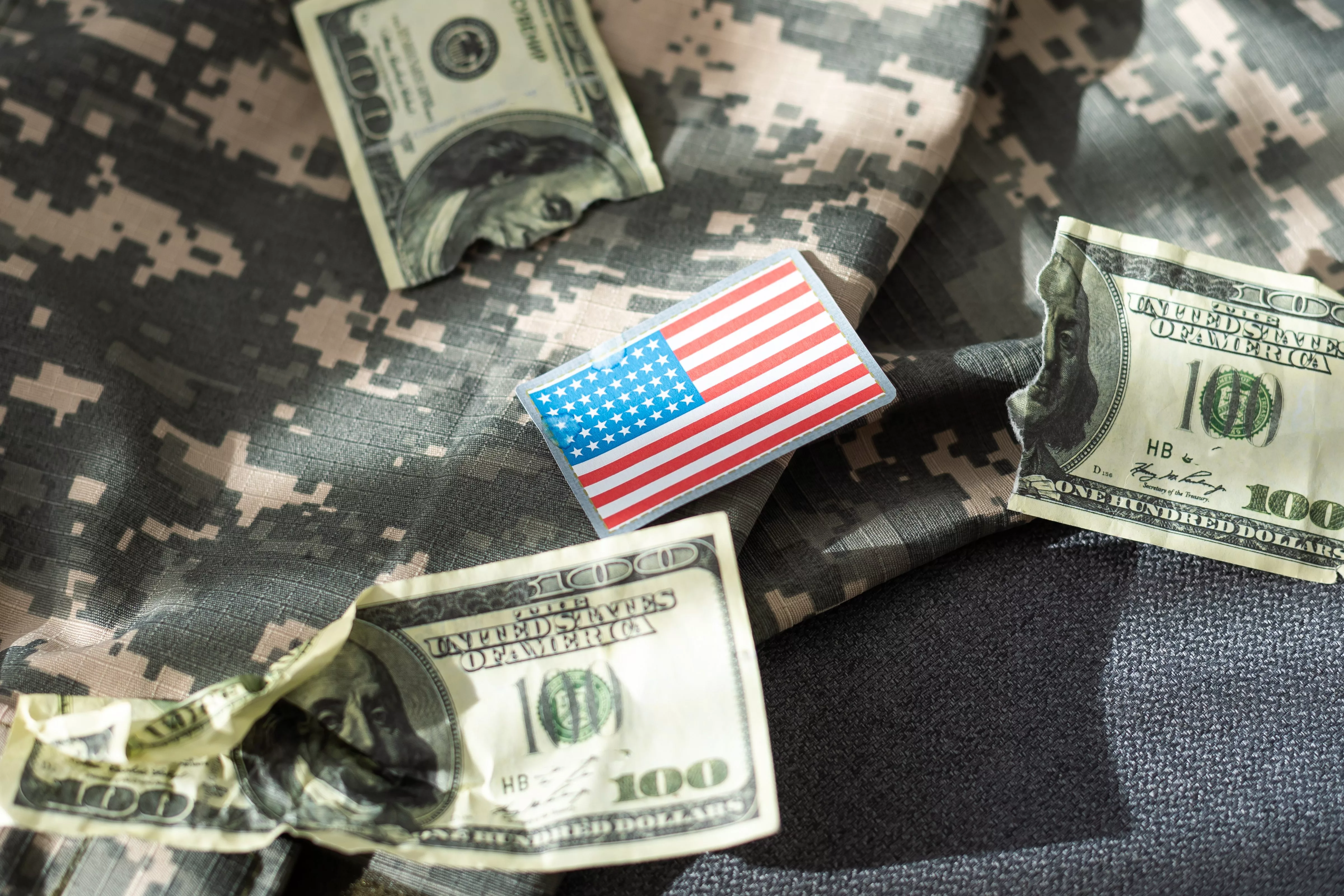 usa-flag-and-money-cash-for-va-loan-from-u-s-department-of-veterans-affairs