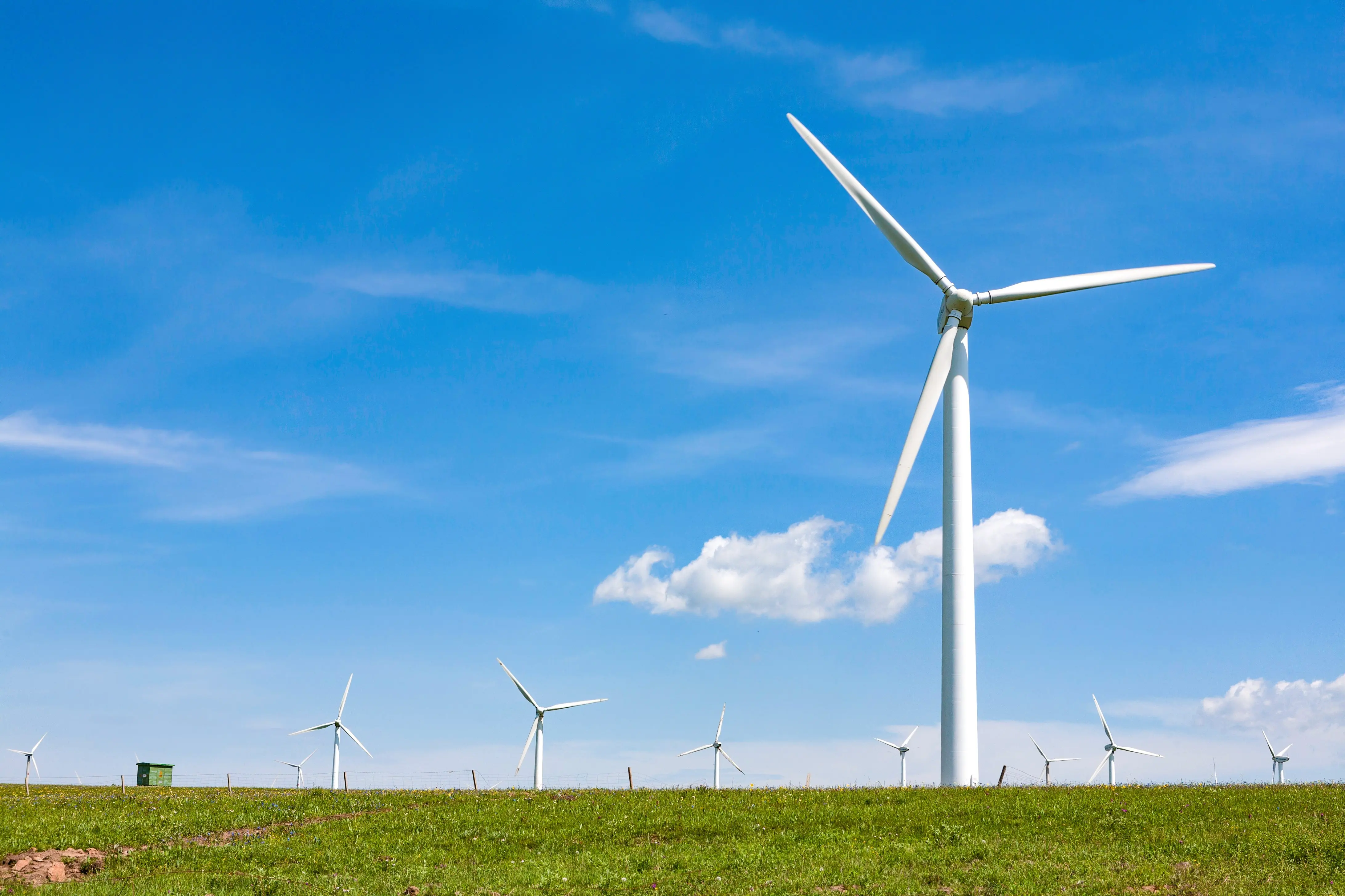 wind-power-station-in-the-country