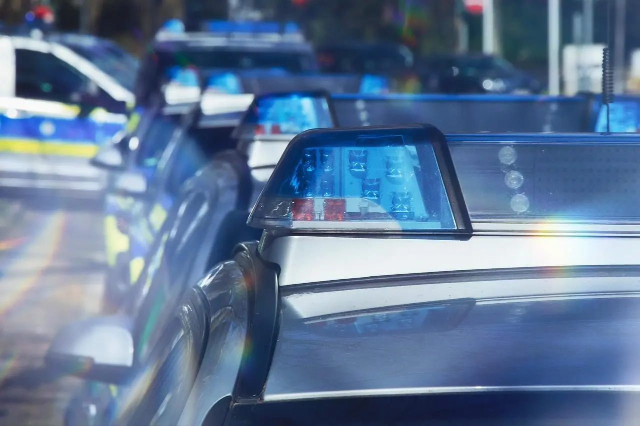 police-6938244_1280