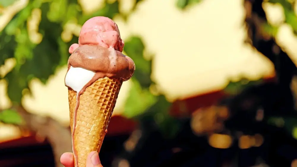 ice-cream-1601932_1280