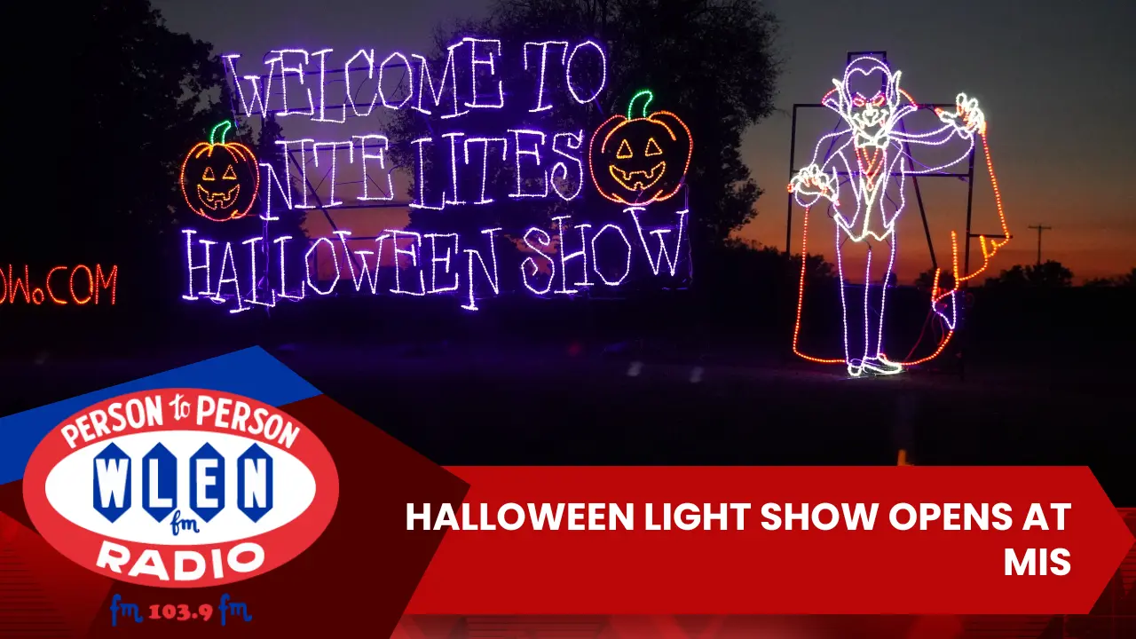 halloween-light-show-opens-at-mis