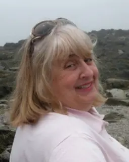 2025-10-17-11_53_03-obituary-for-sandra-_sandy_-sue-darling-_-purse-funeral-home