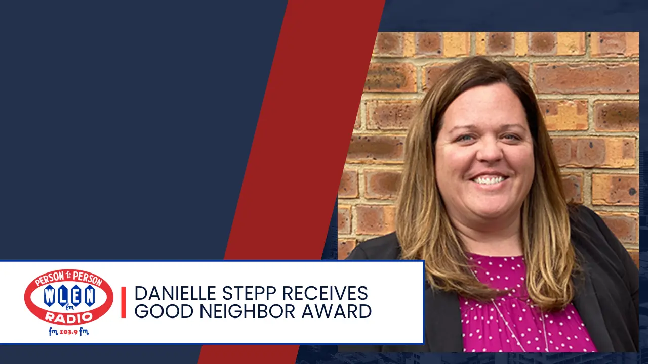 danielle-stepp-receives-good-neighbor-award