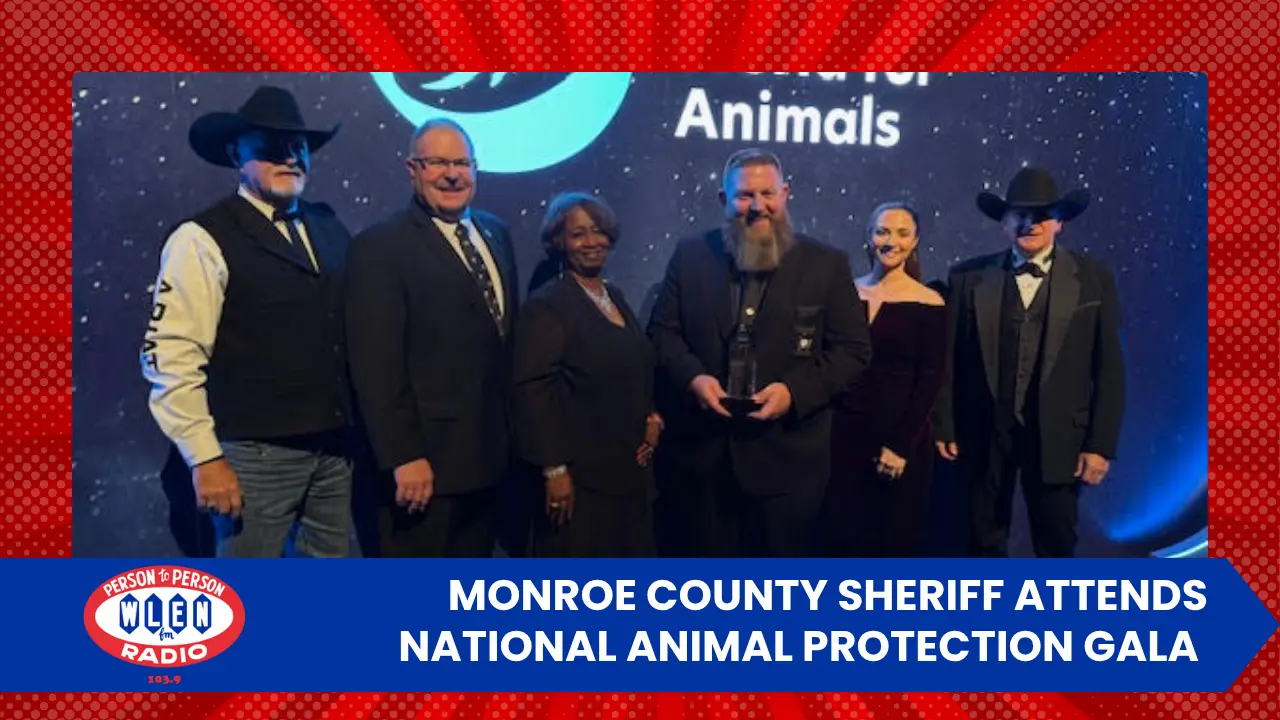 monroe-county-sheriff-attends-national-animal-protection-gala