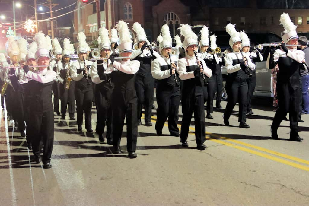 Cadiz Christmas Parade Kicks Off Holiday Season WHVOFM