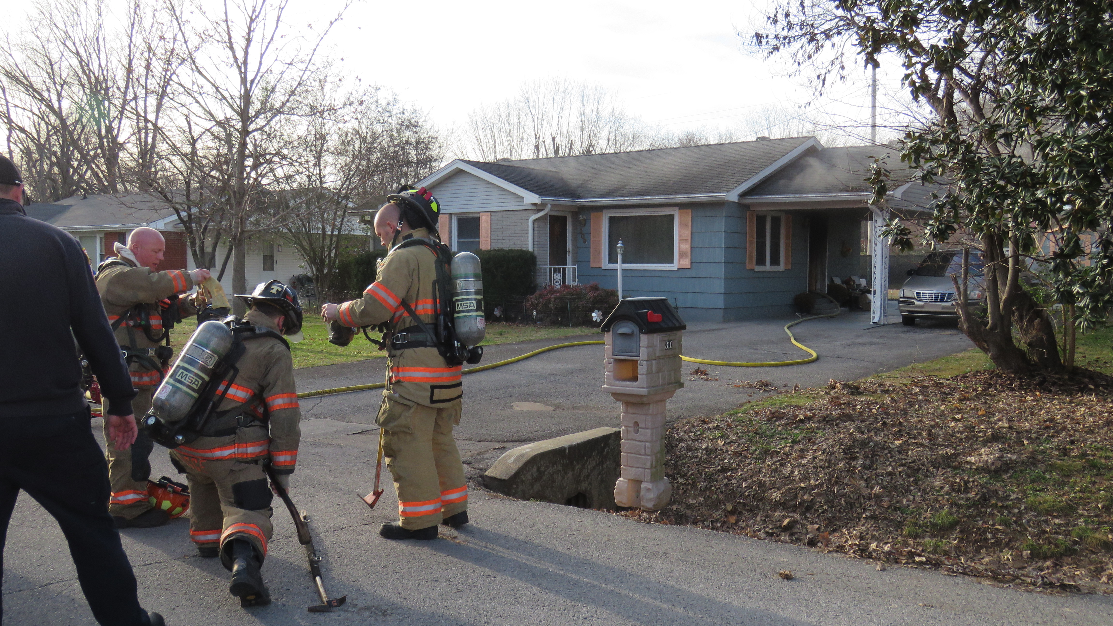 Cat Saved, Home Damaged In Hopkinsville Fire (w/Video) WHVOFM