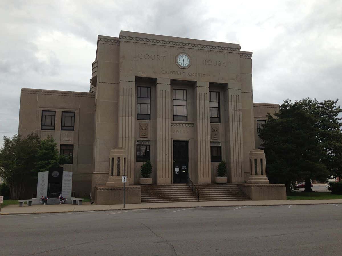 Caldwell County Fiscal Court Now Accepting Bids For Surplus Vehicles | WKDZ  Radio