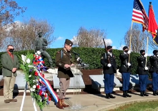 Fallen Fort Campbell Soldiers Honored at Gander Memorial Ceremony | WPKY