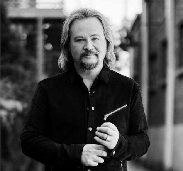 Country Music Icon Travis Tritt to Headline Hopkinsville Summer Salute - Vimarsana News