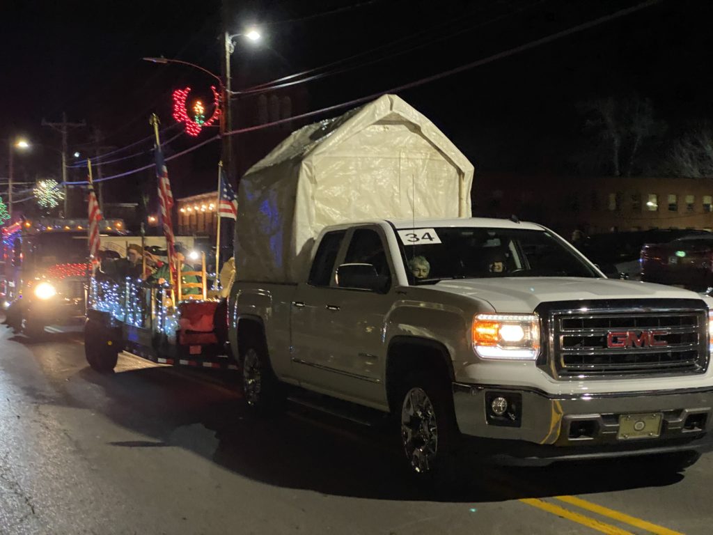 PHOTOS 2021 Cadiz Trigg County Christmas Parade WKDZ Radio