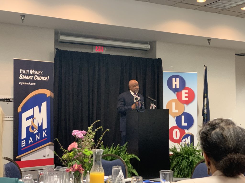 Taylor Helps Christian County Chamber Celebrate Economic Development - Vimarsana News