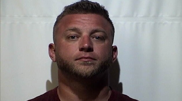 Hopkinsville Man Charged With Endangering The Welfare Of A Minor - Vimarsana News