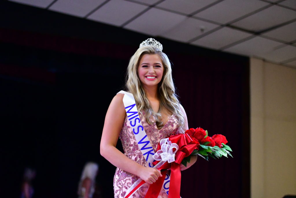 Lyon County's Caitlyn Hooks Wins Miss Western Kentucky State Fair Title - Vimarsana News
