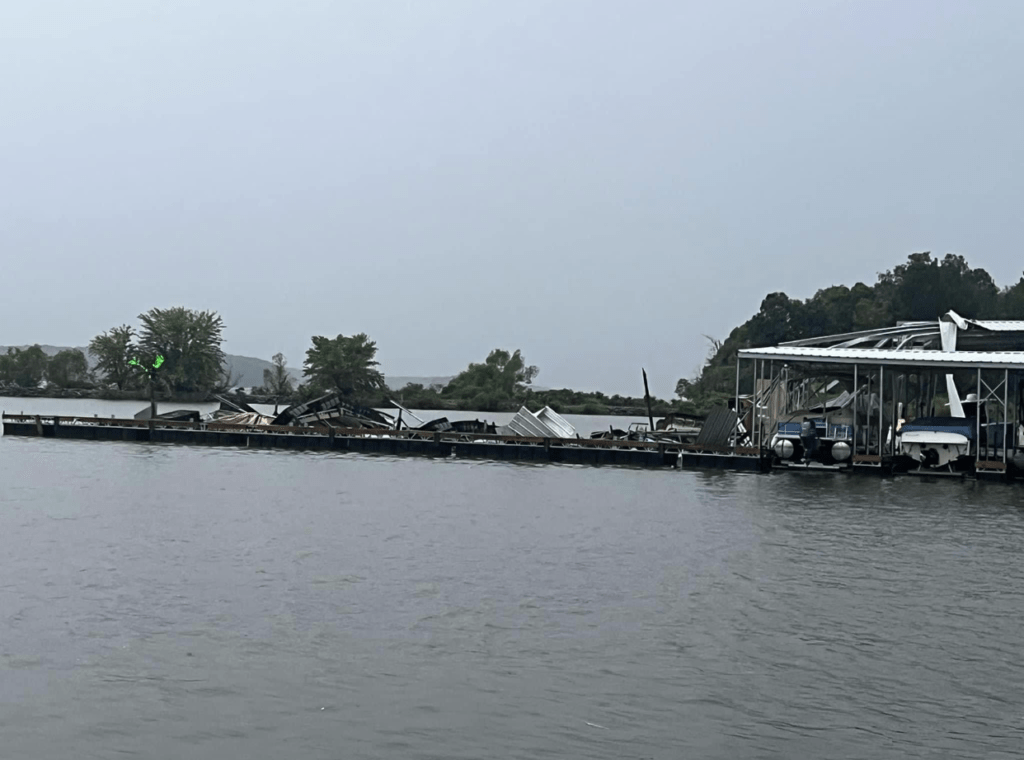 Storm Damage Reported At Hu B's In Kuttawa WPKY