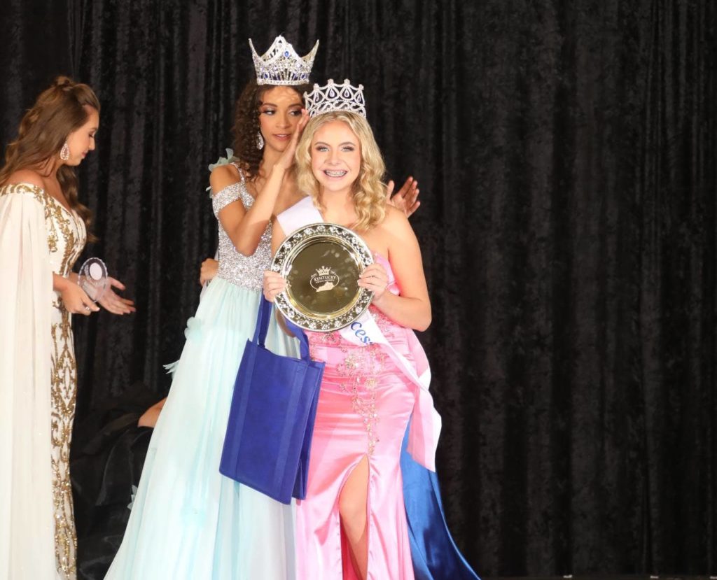 Shelby Mohon Crowned Amerifest Kentucky Festivals Pageant Princess