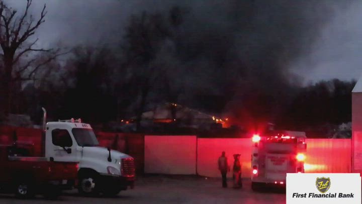 Hopkinsville Recycling Business Building Destroyed In Fire | WKDZ Radio